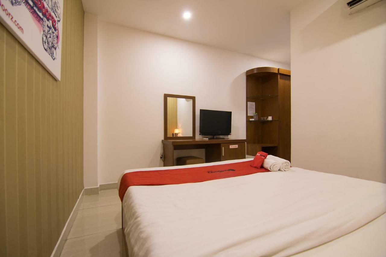 Reddoorz Plus @ Trung Son Residence Ho-Chi-Minh-Stadt Exterior foto